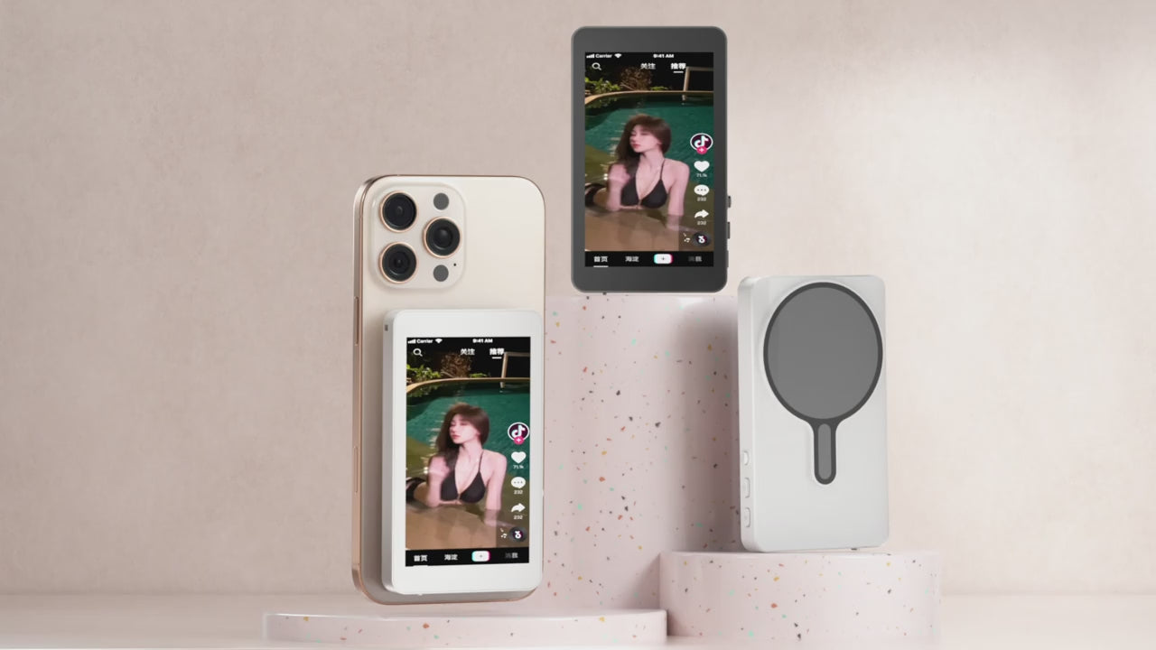Magnetic Selfie Monitor – See Yourself While You Shoot