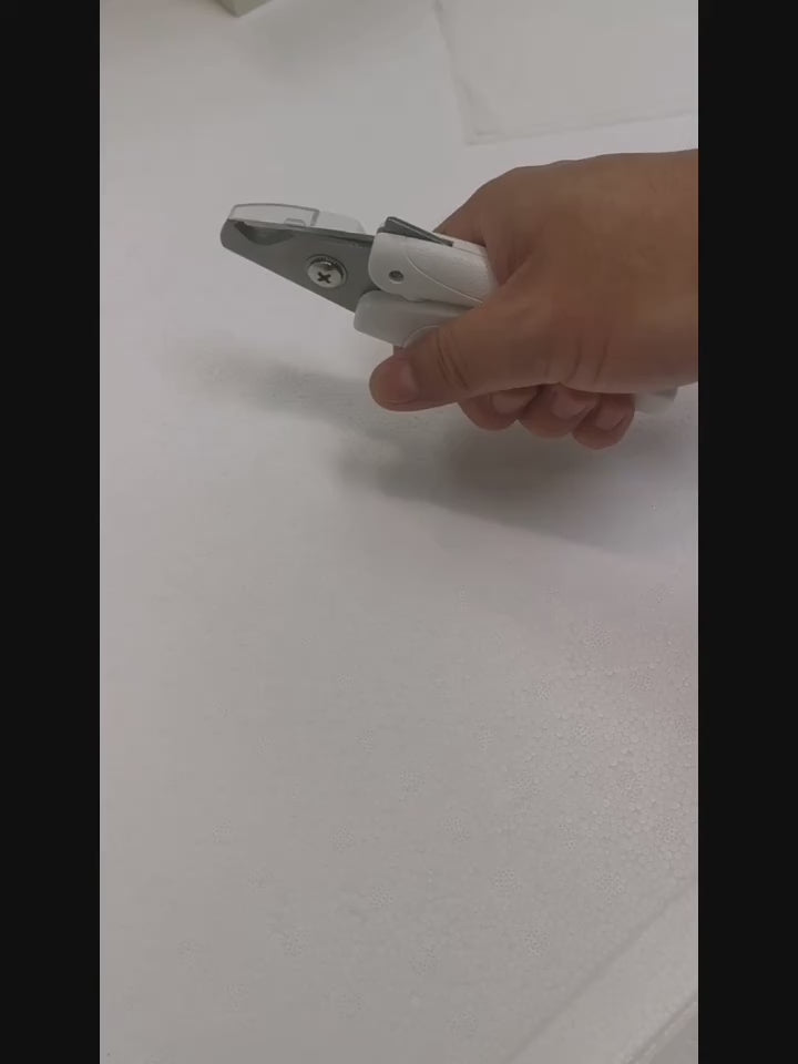 LED light Nail Cutter - Trim with Confidence